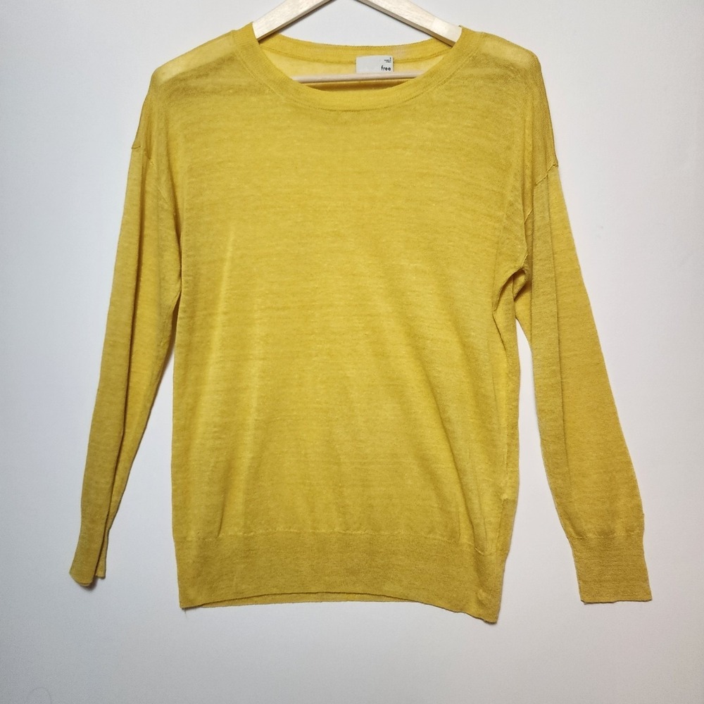 Wilfred Free Aritzia Lightweight Knit Crew Neck Sweater Mustard Yellow Small